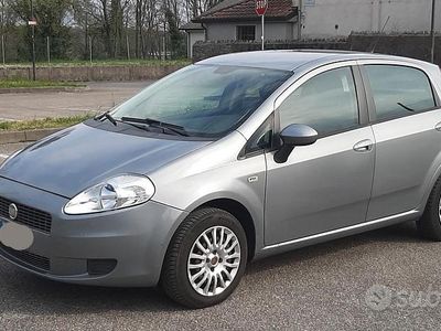 Usata Fiat Grande Punto 77 CV (56 kW) 2009 Grigio Utilitaria