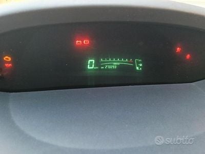 Usata Toyota Yaris 86 CV (63 kW) 2007 Grigio Utilitaria