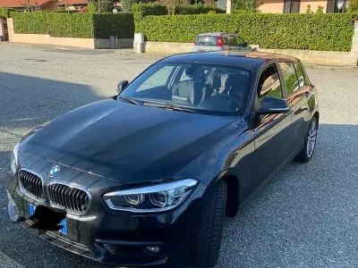 Usata BMW 116 Advantage 116 CV (85 kW) 2017 Nero Utilitaria