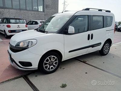 Occasion Fiat Doblò Trekking 120 ch (88 kW) 2016 Blanc Monospace