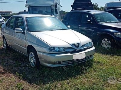 Usata Alfa Romeo 146 90 CV (66 kW) 1995 Utilitaria
