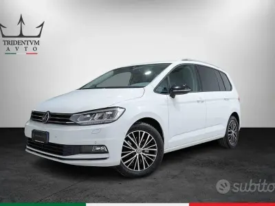 Usata VW Touran Executive 150 CV (110 kW) 2020 Bianco Monovolume