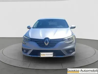 Brugt Renault Mégane IV Intens 110 HK (80 kW) 2018 Sølv Sedan