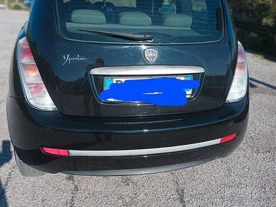 Usata Lancia Ypsilon 60 CV (44 kW) 2008 Nero Utilitaria