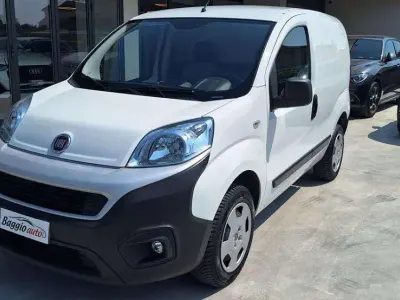 Usata Fiat Fiorino 77 CV (56 kW) 2020 Antracite pastello Monovolume