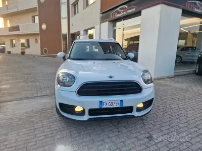 Usata Mini Cooper D Countryman Hype 150 CV (110 kW) 2019 Bianco SUV