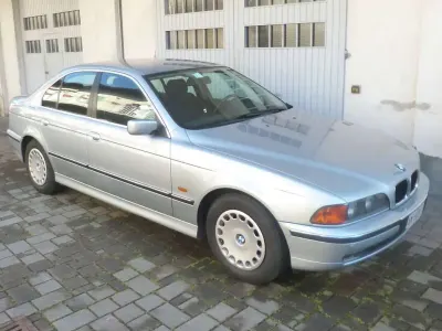 Usata BMW 520 150 CV (110 kW) 1996 Argento Berlina