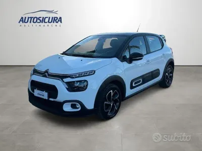 Gebraucht Citroën C3 Shine 102 PS (75 kW) 2022 Weiß Kleinwagen