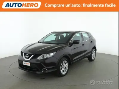 Usata Nissan Qashqai 131 CV (96 kW) 2016 Marrone SUV