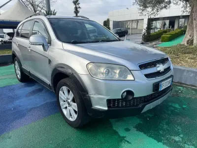 Usata Chevrolet Captiva 150 CV (110 kW) 2007 Grigio SUV