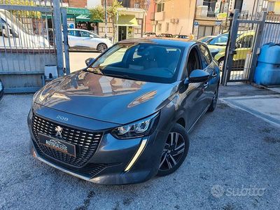 Usata Peugeot 208 101 CV (74 kW) 2021 Grigio Utilitaria