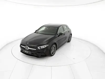 Usata Mercedes A180 Premium 116 CV (85 kW) 2019 Nero Berlina