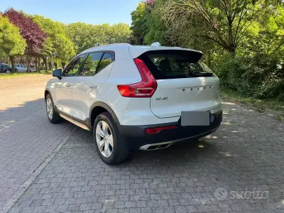 Usata Volvo XC40 Momentum 150 CV (110 kW) 2019 SUV