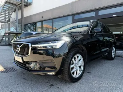 Usata Volvo XC60 Momentum 197 CV (144 kW) 2021 Nero SUV