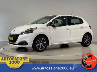 Usata Peugeot 208 Allure 110 CV (80 kW) 2018 Bianco Utilitaria