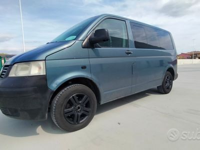 VW Transporter