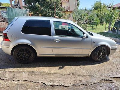 Usata VW Golf IV Highline 131 CV (96 kW) 2001 Berlina