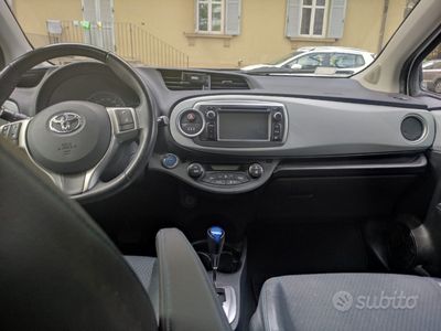 usata Toyota Yaris Hybrid Yaris 1.5 Hybrid 5 porte Style