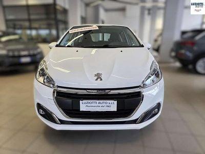 Usata Peugeot 208 Active 82 CV (60 kW) 2017 Bianco Utilitaria