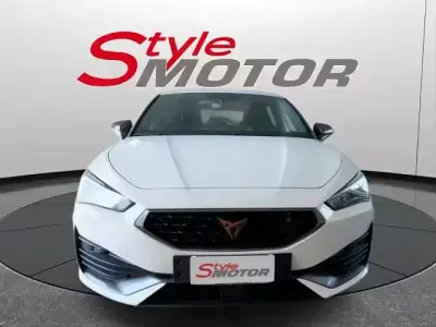 Usata Cupra Leon 150 CV (110 kW) 2024 Bianco Berlina
