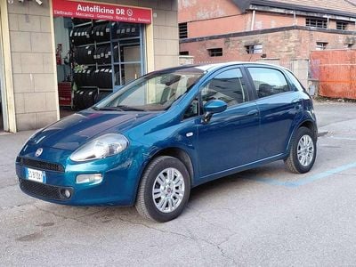 Usata Fiat Punto Pop 69 CV (50 kW) 2013 Blu/azzurro Utilitaria