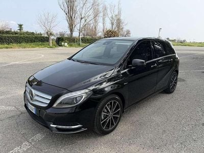 Usata Mercedes B180 Executive 109 CV (80 kW) 2012 Nero Monovolume