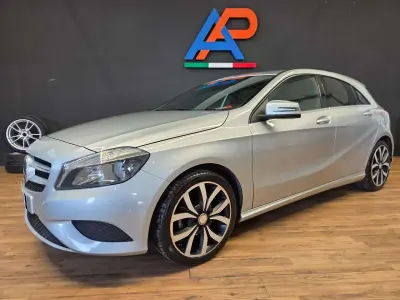 Usata Mercedes A180 Premium 109 CV (80 kW) 2014 Argento Utilitaria