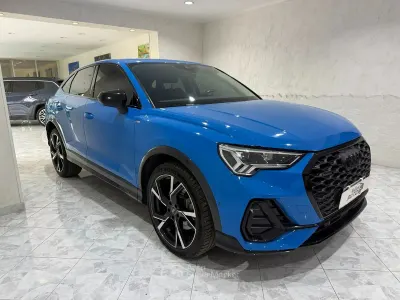 Begagnad Audi Q3 200 HK (147 kW) 2021 Blå SUV