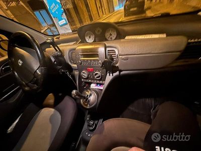 Usata Lancia Ypsilon 80 CV (58 kW) 2005 Marrone Utilitaria