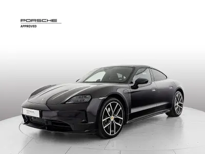 Nuova Porsche Taycan Black Edition 319 kW (435 CV) 2026 Utilitaria