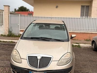 Usata Lancia Musa 90 CV (66 kW) 2007 Monovolume