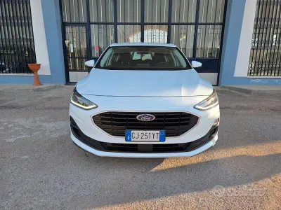 Usata Ford Focus Business Edition 120 CV (88 kW) 2022 Bianco Berlina
