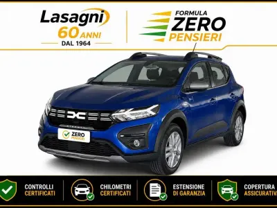 Usata Dacia Sandero Comfort 101 CV (74 kW) 2023 Blu Berlina