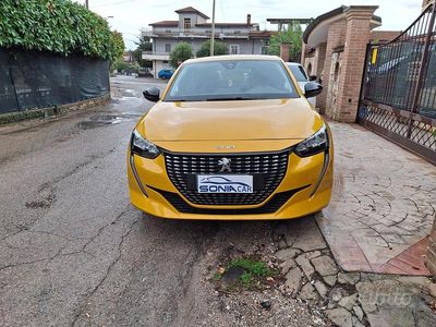 Usata Peugeot 208 Active 102 CV (75 kW) 2022 Giallo Utilitaria