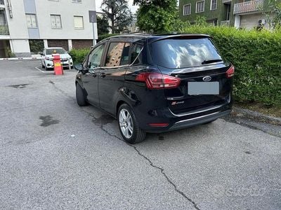 Usata Ford B-MAX 75 CV (55 kW) 2014 Nero Monovolume
