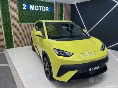 Nuova BYD Dolphin Surf Boost 2026 Giallo Utilitaria