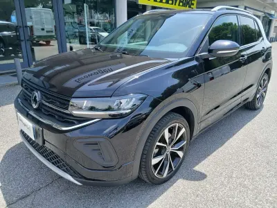 Usata VW T-Cross R-line 116 CV (85 kW) 2024 Nero SUV