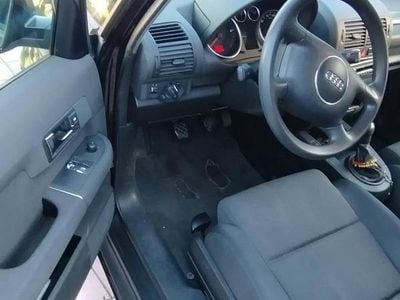 Usata Audi A2 75 CV (55 kW) 2005 Nero Utilitaria