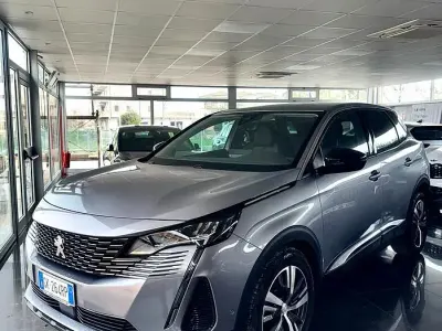 Occasion Peugeot 3008 Allure 131 PK (96 kW) 2022 Grijs SUV