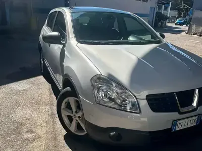 Usata Nissan Qashqai 150 CV (110 kW) 2008 Grigio SUV