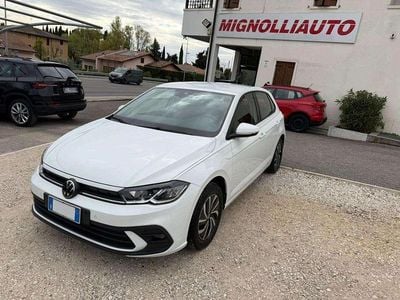 Usata VW Polo Life 95 CV (69 kW) 2023 Bianco Utilitaria