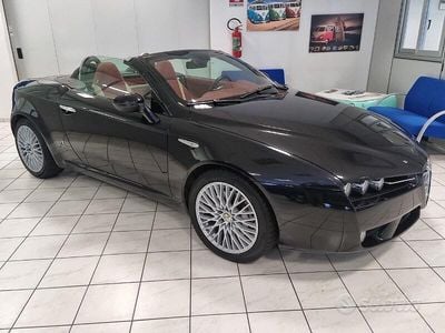 Usata Alfa Romeo Spider Exclusive 200 CV (147 kW) 2007 Nero Cabrio