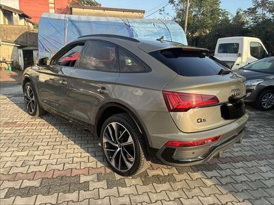 Usata Audi Q5 Sportback Ambiente 204 CV (150 kW) 2023 Verde SUV