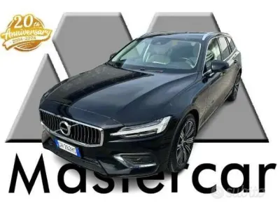 Käytetty Volvo V60 Inscription 197 HP (144 kW) 2021 Musta Farmari