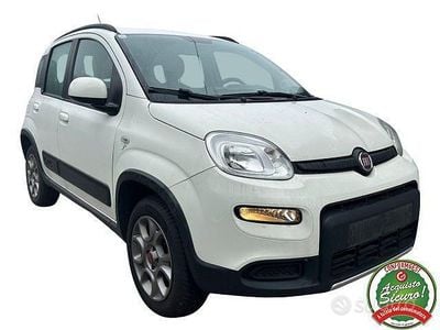 Usata Fiat Panda 4x4 S 85 CV (62 kW) 2013 Bianco Utilitaria