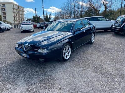 Alfa Romeo 166