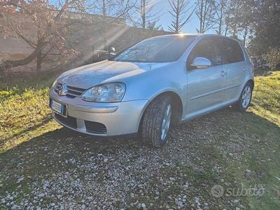 Usata VW Golf VI 105 CV (77 kW) 2008 Grigio Utilitaria