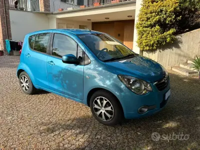 Usata Opel Agila 68 CV (50 kW) 2013 Blu Utilitaria