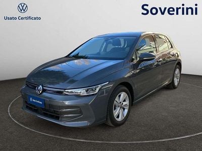 Usata VW Golf VIII Life 116 CV (85 kW) 2025 Grigio Utilitaria