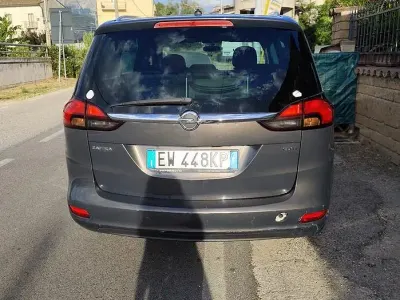 Usata Opel Zafira Tourer
